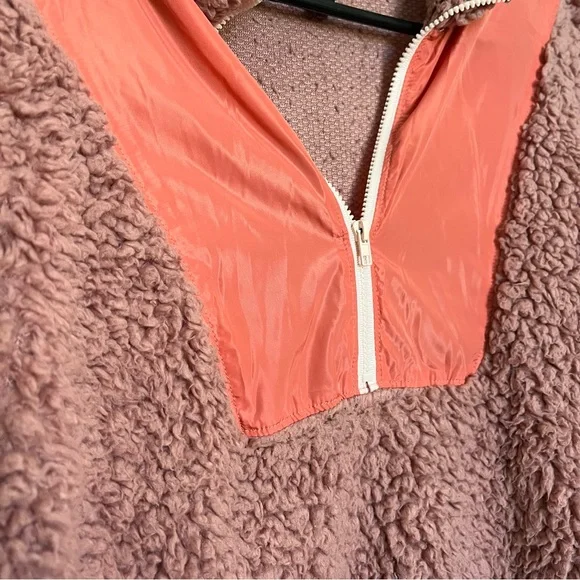 Women's Pink Sherpa Jacket - Picture 3 of 7